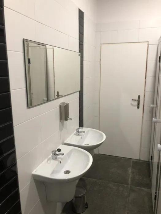 Hostel Leszno Ul.Uslugowa מראה חיצוני תמונה